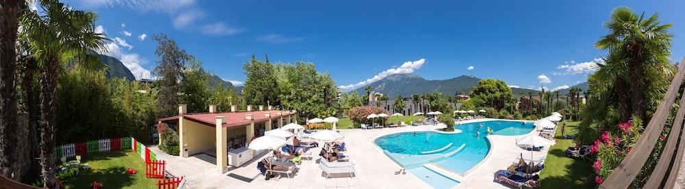 Astoria Resort Riva del Garda Dış mekan fotoğraf