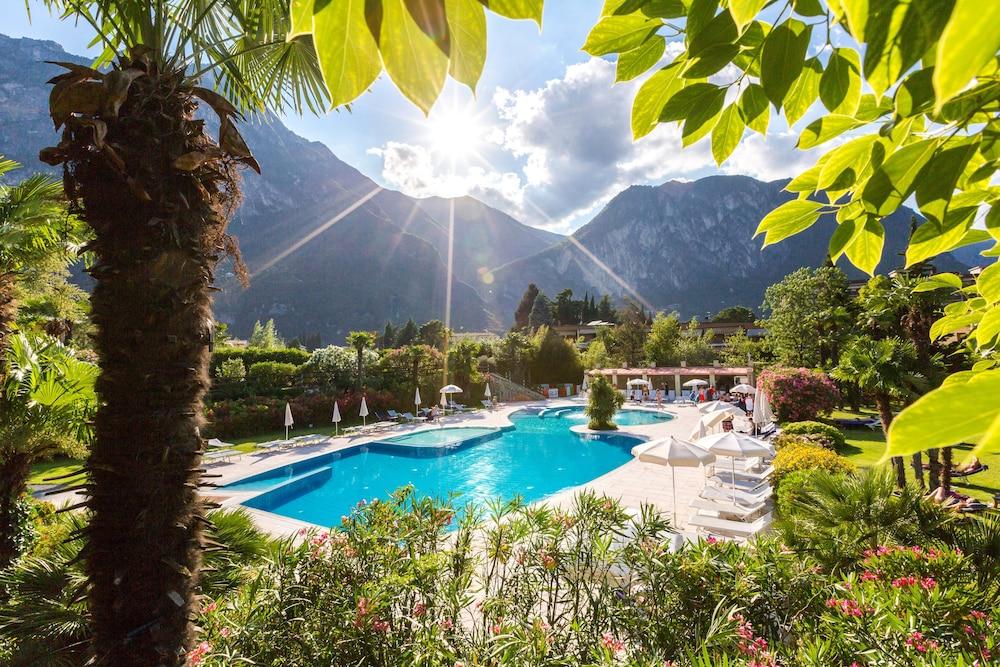 Astoria Resort Riva del Garda Dış mekan fotoğraf