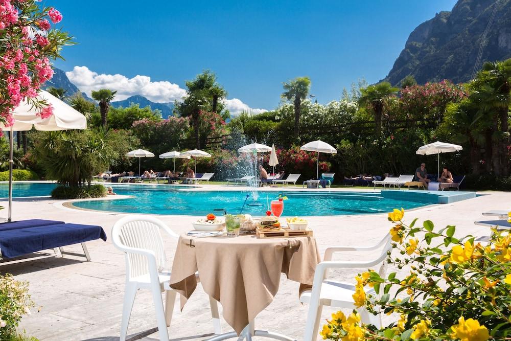 Astoria Resort Riva del Garda Dış mekan fotoğraf